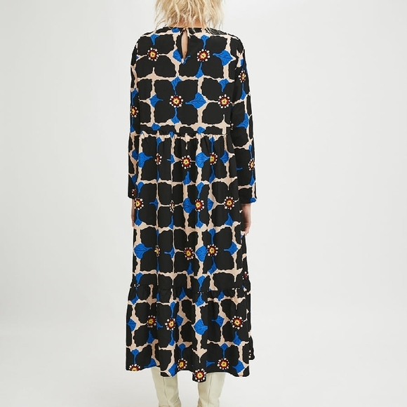 Floral Print Black and Blue Dress - Picture 3 of 3